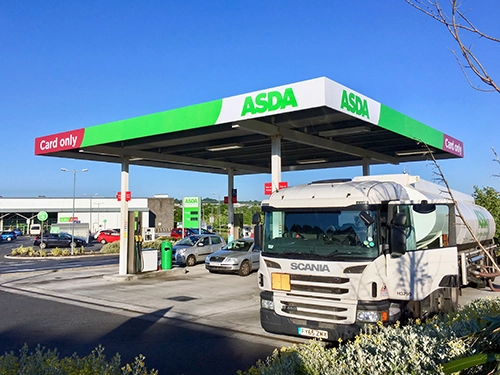 Supermarket vs Brand: Does Shell Really Give You More Miles Than Asda Fuel?